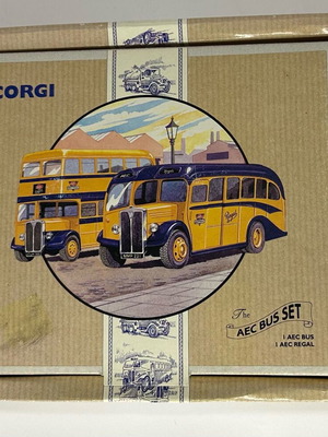 Corgi Classics 1991 AEC Bus Set AEC Regal & AEC Bus General New