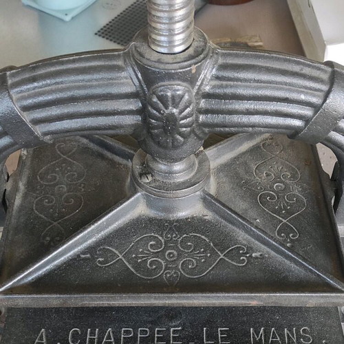 Bookbinding press like new, cast iron, A.CHAPPEE LE MANS 19th century
