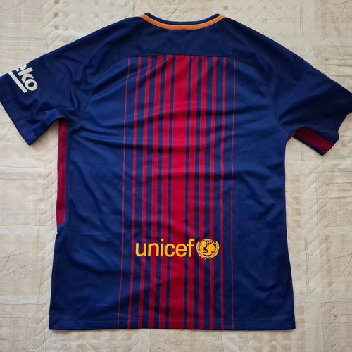 FC Barcelona Nike 2017/2018 Home Jersey size L like new