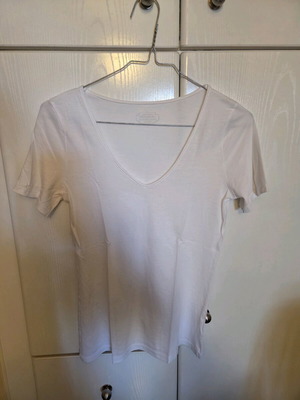 Intimissimi white cotton T-shirt like new, small