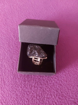 Silver ring with lava adjustable new, black and silver