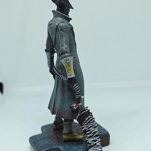 Bloodborne Totaku Collection Hunter action figure like new
