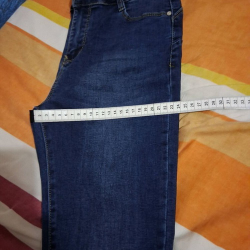 Women's jeans like new, medium size, blue, flare style
