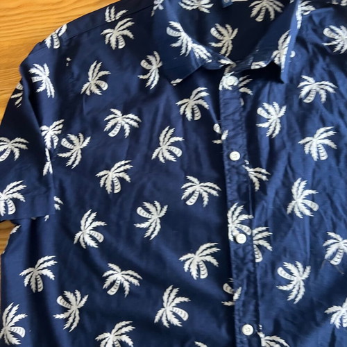 H&M shirt blue with white palm trees XL like new
