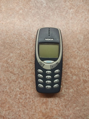 Nokia 3310 like new, blue, functional