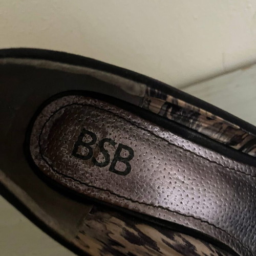 BSB black pumps like new, size 41