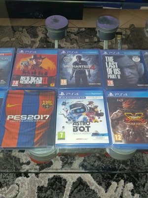 Ps4 games like new with protective covers