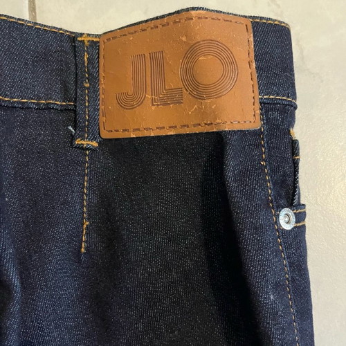JLo denim pants used, size 24