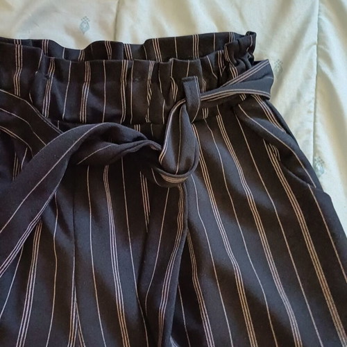 Women's striped summer shorts like new, one size, black