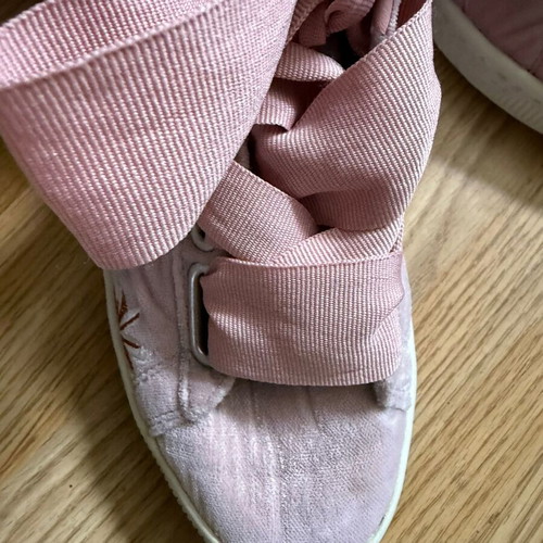 Puma embroidered sneakers used, pink, size 36