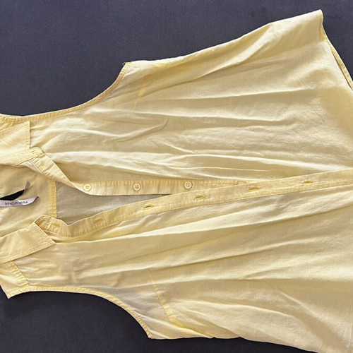 Pink Woman sleeveless shirt and airy blouse like new, pink and yellow