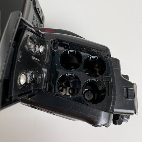 Nikon SpeedLight SB-700 flash unit