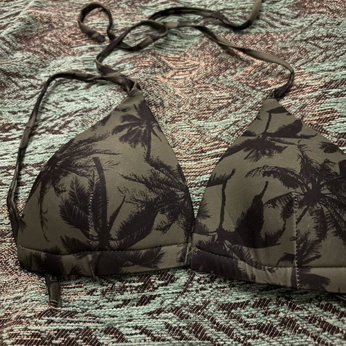 Swimsuit set used, black and green, sizes S and M