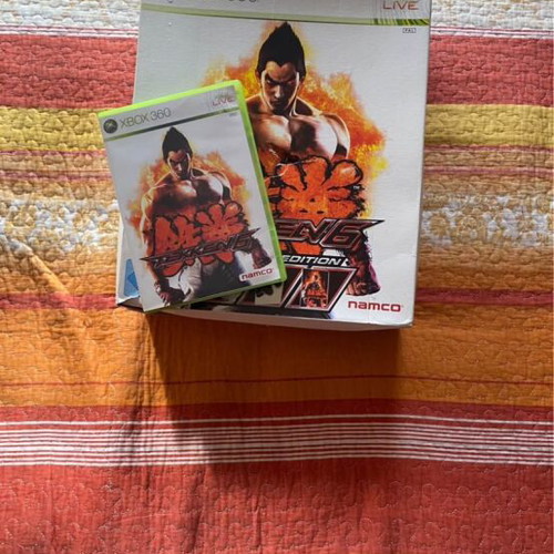 Tekken 6 limited edition Xbox 360 game used with art book and poster