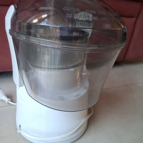 Pitsos juicer like new in excellent condition