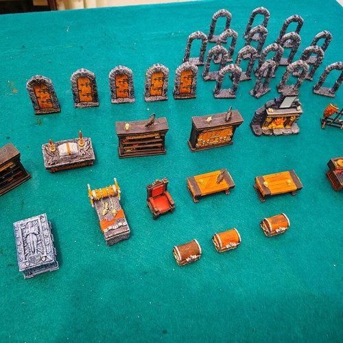 Heroquest board game like new with Frozen Horror expansion