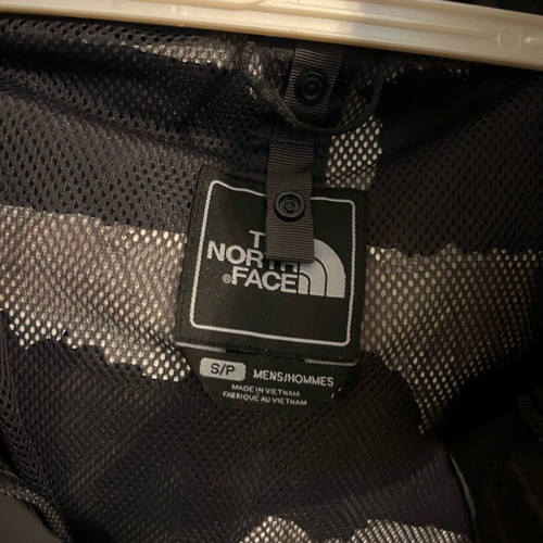 Μπουφάν The North Face γκρι σαν καινούργιο, μέγεθος S