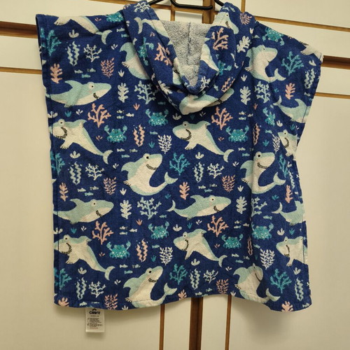 Baby poncho for the sea used