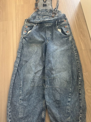 Gap σαλοπέτα barrel oversized από τζιν
