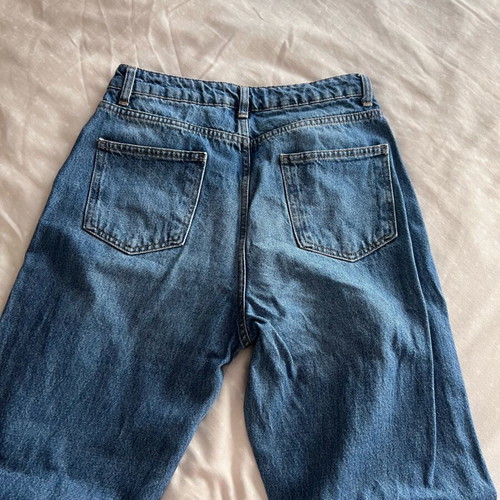 Mom fit jeans 38 blue like new