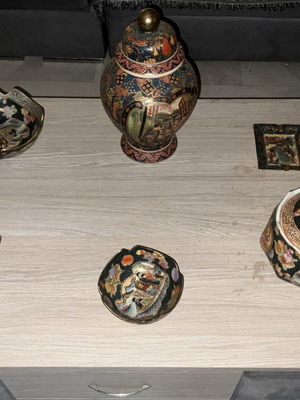 Satsuma ceramic collection used, set of 6 decorative pieces