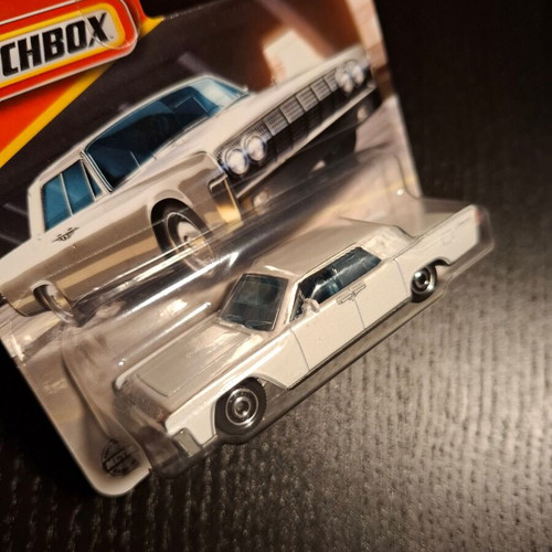 1964 Lincoln Continental Matchbox new
