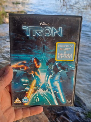 Tron Legacy DVD, автентичен колекционерски шедьовър