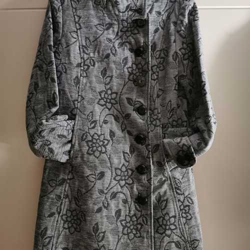 Iso Unique Edition coat like new, size L, black and grey