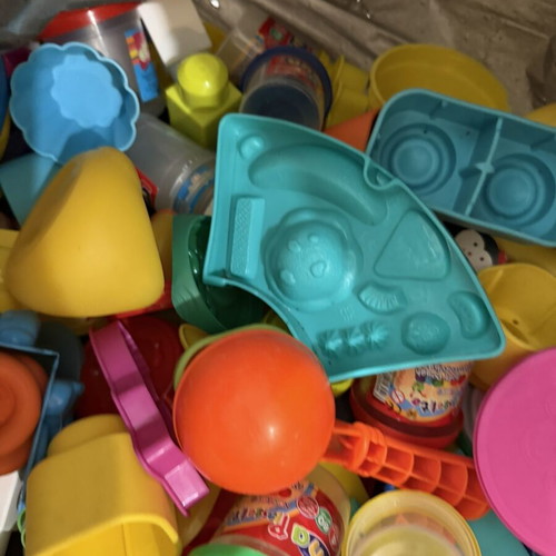 Play-doh molds used, assorted set
