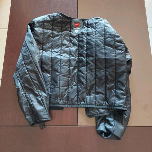 Motorcycle jacket used for men with removable lining
