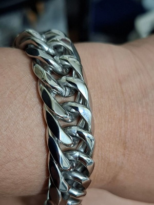 Stainless steel thick hand chain new, hypoallergenic, silver color