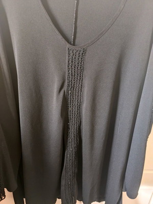 Plus size black blouse XL with mesh, like new