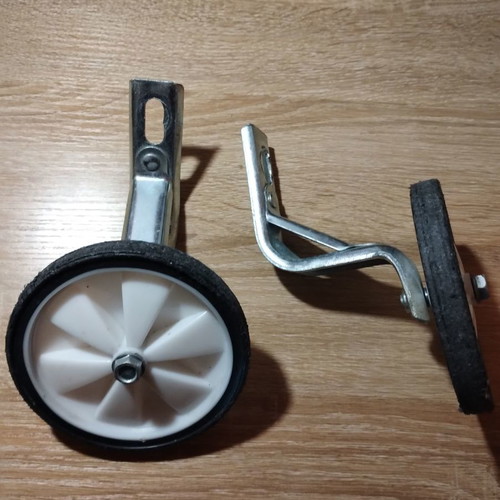 Training wheels used 12 inch