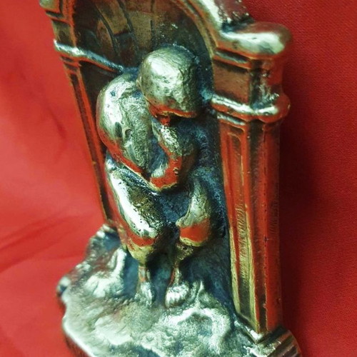 Thinker bronze figurine used