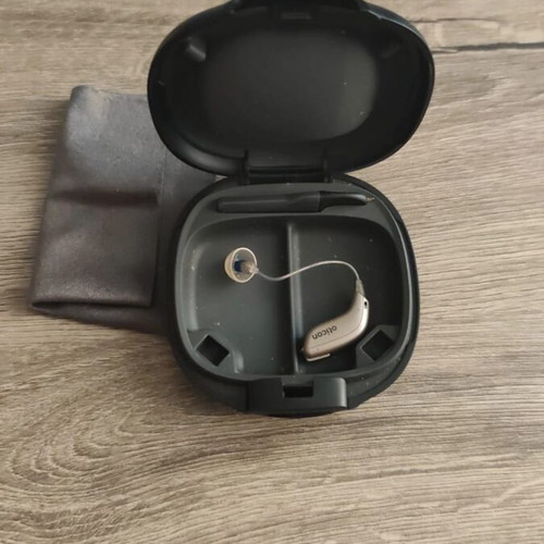 Oticon Jet 1 miniRITE C090 hearing aid like new, left ear, Chroma Beige