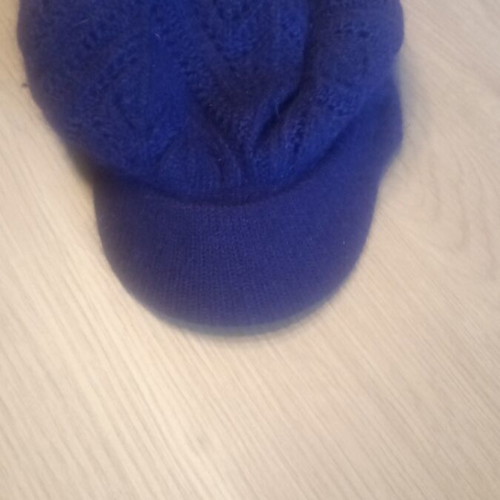 Winter hats and knit caps like new, multicolored