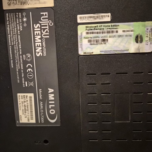 Fujitsu Siemens AMILO L7300 vintage laptop used, Windows XP