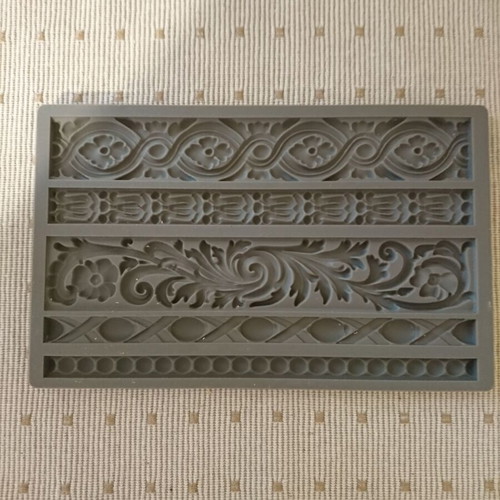 Iron Orchid Trimmings Silicone Mold Set like new, 10 pcs 20×12.5 cm