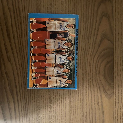 Karouzel basketball sticker pack used from the Efivoi collection