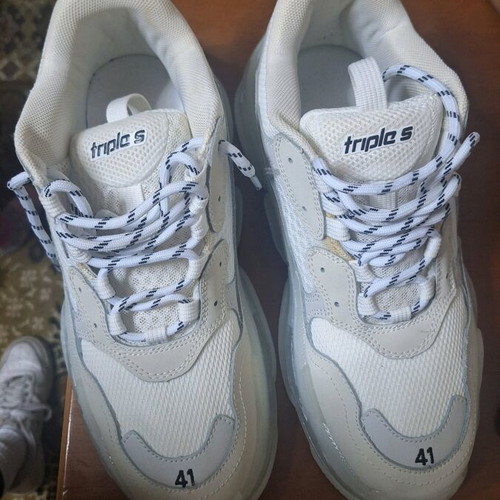 Balenciaga casual shoes white size 41 like new