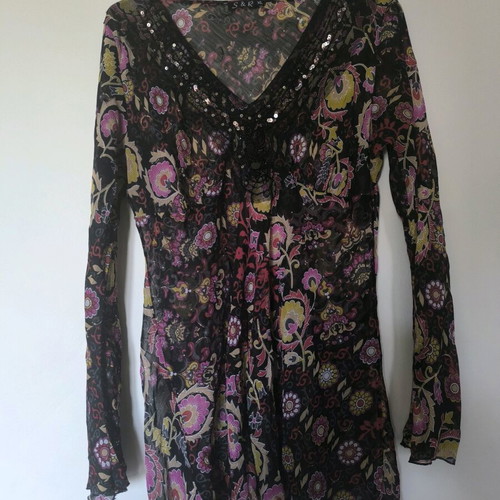Tunic blouse like new, black and red, size L
