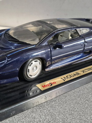 Maisto Jaguar XJ220 (1992) μεταχειρισμένο, μπλε μοντέλο 1/18