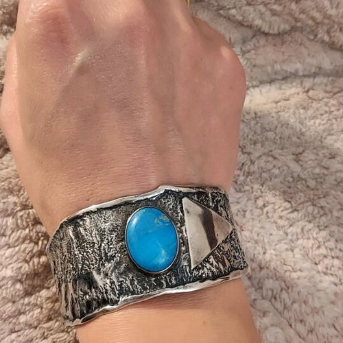 Silver handmade bracelet with turquoise like new