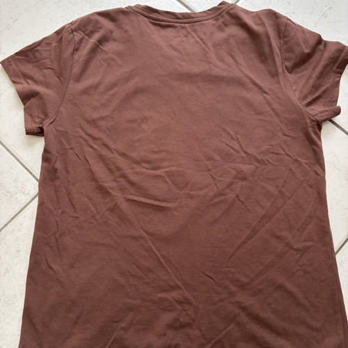 T-shirt Shein brown with heart print and gold glitter, like new, size M