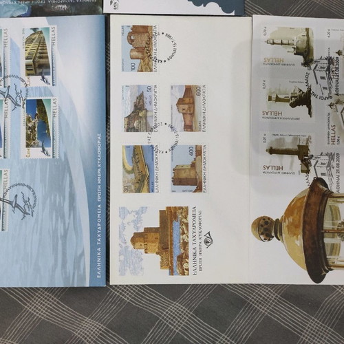 Collectible first issue stamps new, 6 envelopes with 24 stamps