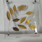 Decorative bouquet in plexiglass like new, brass leaves
