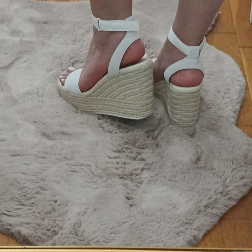 Calvin Klein white wedge sandals like new, size 38