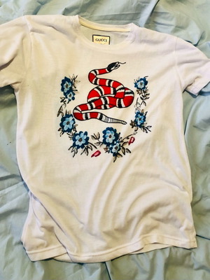 T-shirt with painted print like new, size S, white
