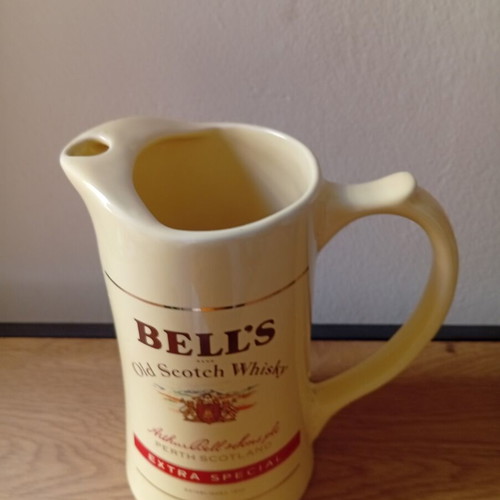 Bell's Old Scotch Whisky ceramic jug 1.2L by Wade