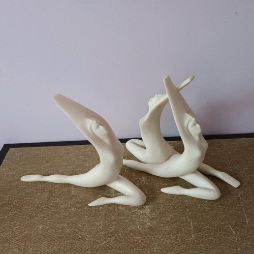 Decorative ballet statues like new, set of 2 pieces